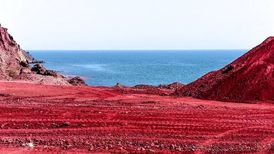 بلایی که گردشگران بر سر سواحل «هرمز» آوردند!/عکس