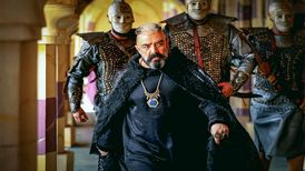 حسن معجونی در لباس پادشاهی/ «رویای نیمه شب» در شهرک سینمایی دفاع مقدس