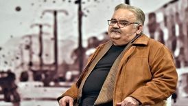 گریم زنانه اکبر عبدی