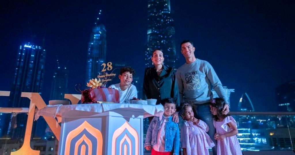 کادوی خیره‌کننده کریستیانو رونالدو به جورجینا رودریگز به مناسبت تولدش
