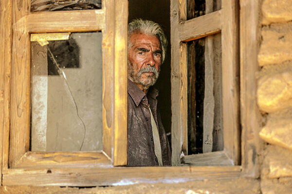 تصمیم حاتمی‌کیا فتح بابی برای شکست انحصار نمایش در سینما است