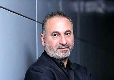 فیلم| قدردانی از مدافعان سلامت به شیوه حمید فرخ‌نژاد: تاریخ از شما به نیکی یاد خواهد کرد