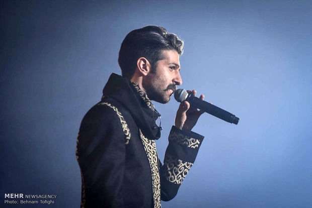 حمید هیراد تک آهنگ «وطن» را منتشر کرد/ خاطره سازی با «یاردبستانی»