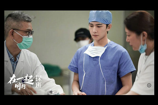 داستان مبارزه مردم چین با کرونا در شبکه پنج