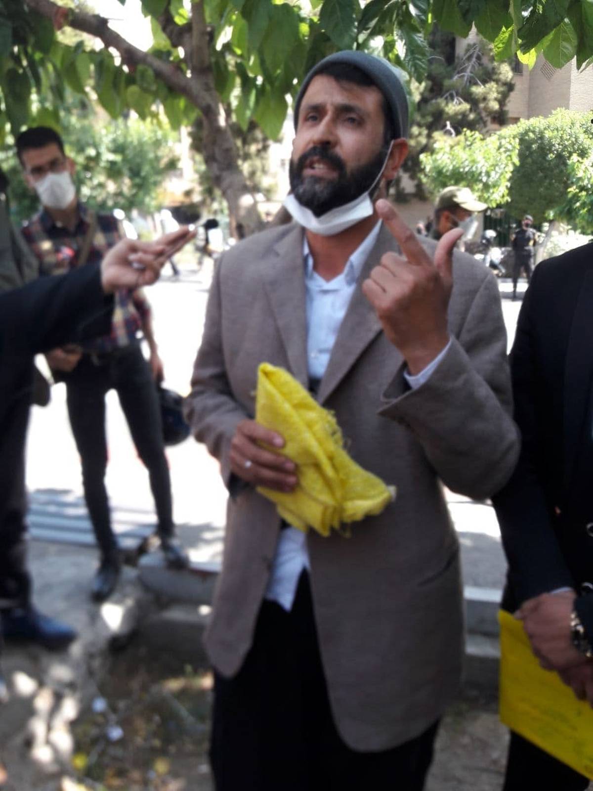 حضور بازیگر سریال دادستان دهنمکی در وزارت کشور