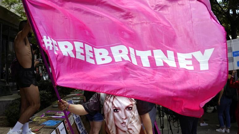 ادامه حواشی مربوط به پرونده سرپرستی مالی بریتنی اسپیرز؛ شرکت «بسمر تراست» کنار کشید