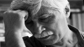 کیهان از پیامهای تسلیت برای درگذشت بهرام بیضایی و کامران فانی عصبانی شد