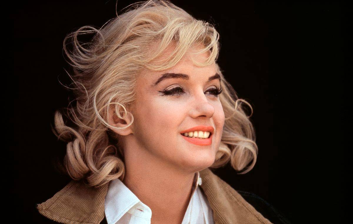 مریلین مونروِ ۱۶ ساله،در کنار همسر اولش