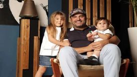 قاب پدر دختری «سام درخشانی» و برکه