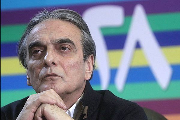 حضور هنرمندان در مراسم تشییع همایون ارشادی 