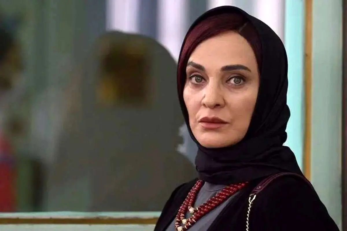 رویا نونهالی با لباس عروس در ۲۹ سالگی
