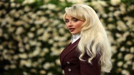 اعتراض تند خواننده مشهور به ترامپ/ فاشیست، از آهنگ من استفاده نکن!