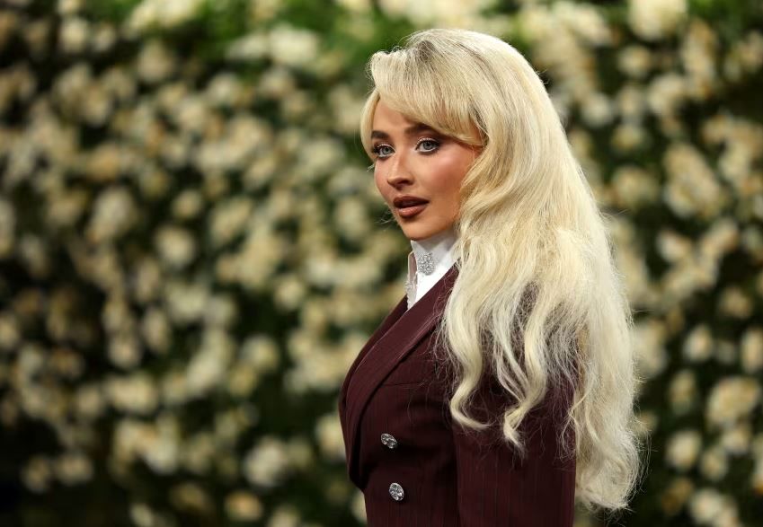 اعتراض تند خواننده مشهور به ترامپ/ فاشیست، از آهنگ من استفاده نکن!