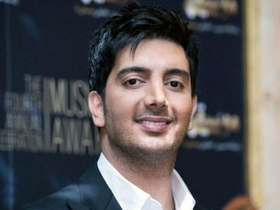 آهنگ «روز و شب» از فرزاد فرزین