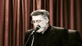 قبلا ناشر دنبال شاعر می‌دوید اما الآن شاعر دنبال ناشر می‌دود!
