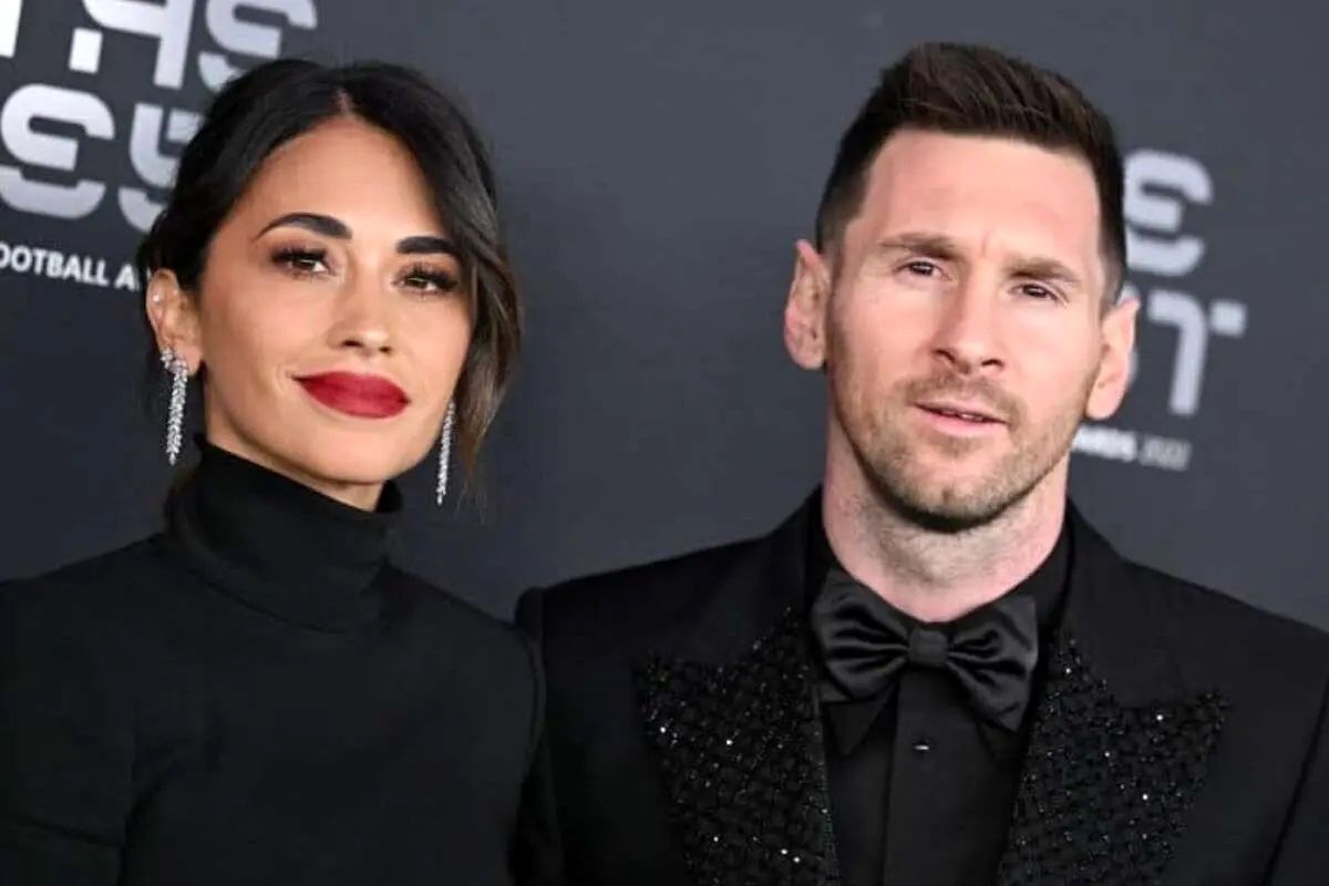 استقبال از لیونل مسی و همسرش در کنسرت کلدپلی