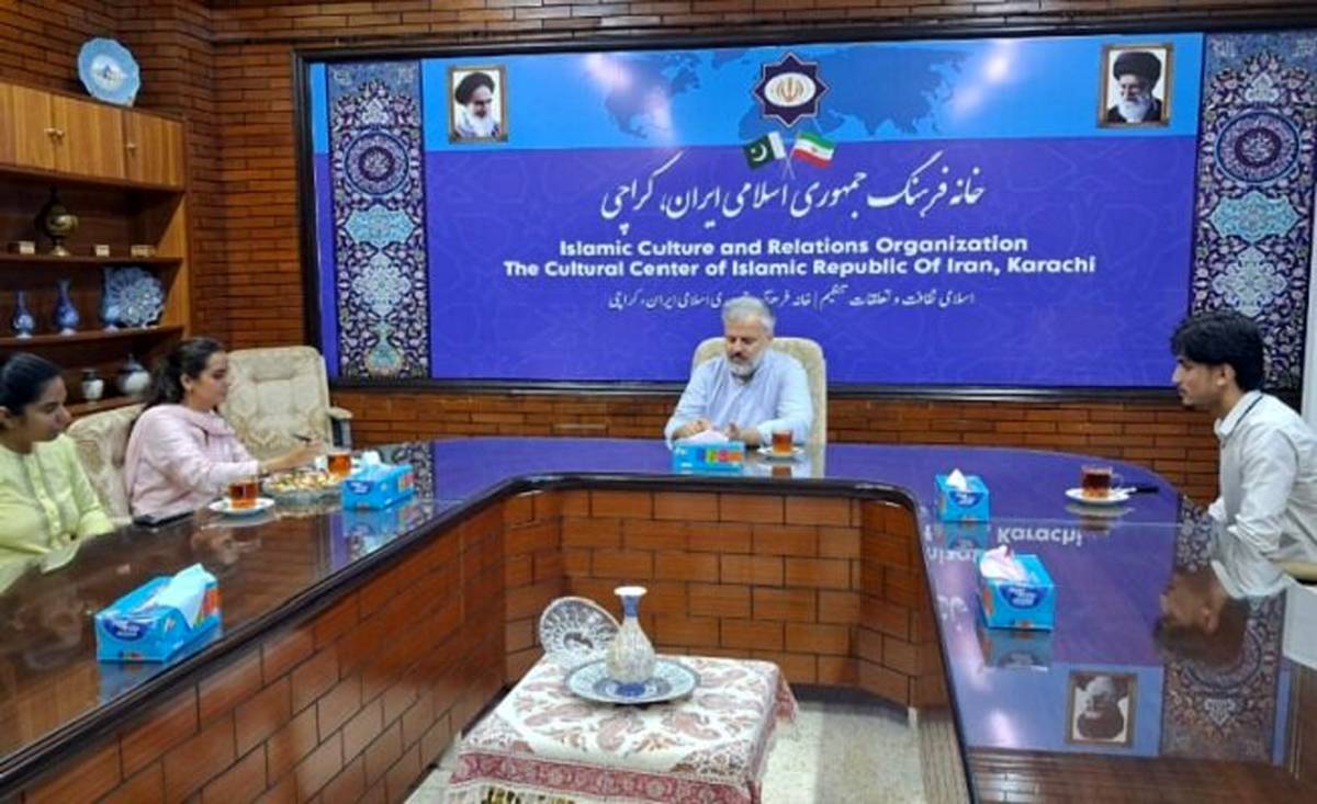 توافق برای راهاندازی گروه زبان فارسی در دانشگاه گرینویچ پاکستان